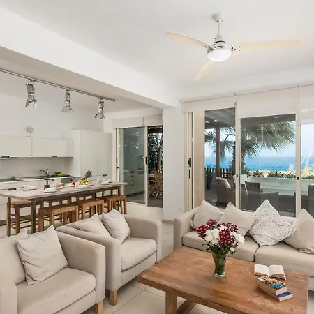 House 7, The Artisan Villa *