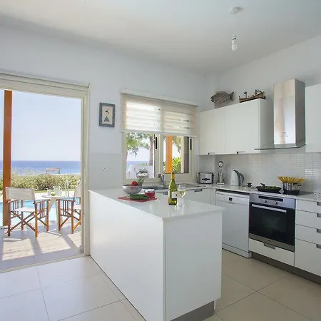 House 7, The Artisan Protaras